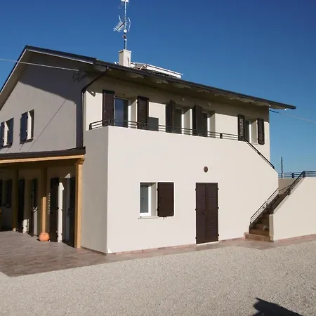 Apartman In A With Pool